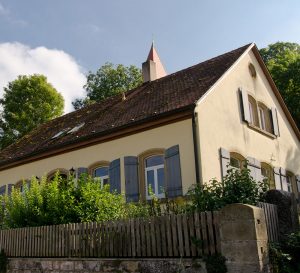 Gemeindehaus - vorne